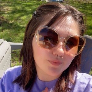 Meet your Posher, Alyssa